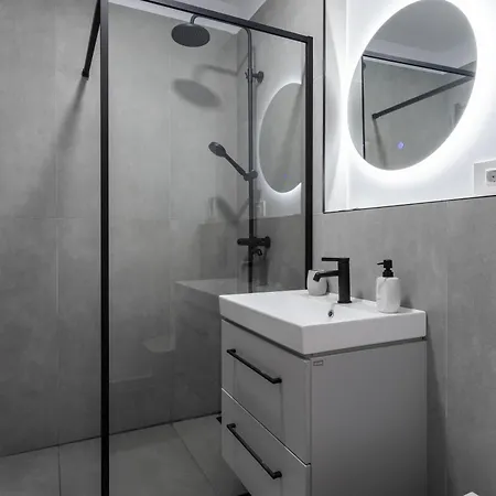 Jacuzzi Urban Heaven Apartment Sinaia
