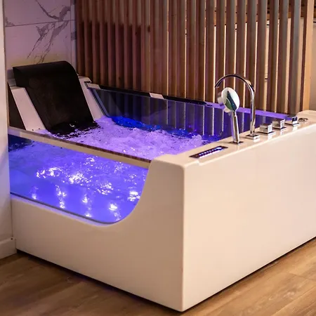 Appartement Jacuzzi Urban Heaven Sinaia